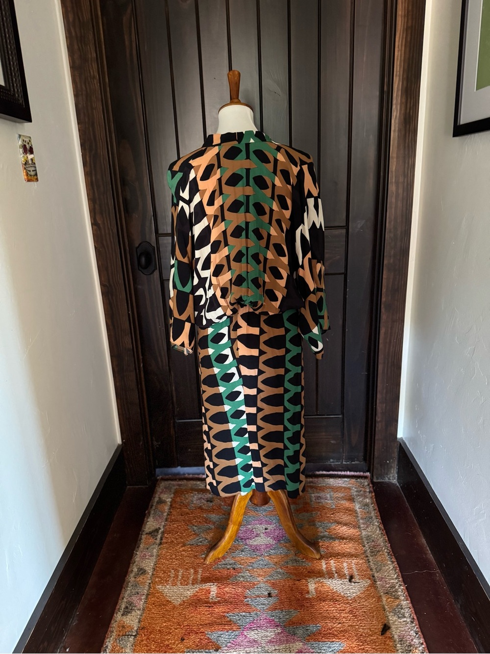 Zara Kimono Dress with Geometric Print in Black, Tan & Green - Picture 7 of 8